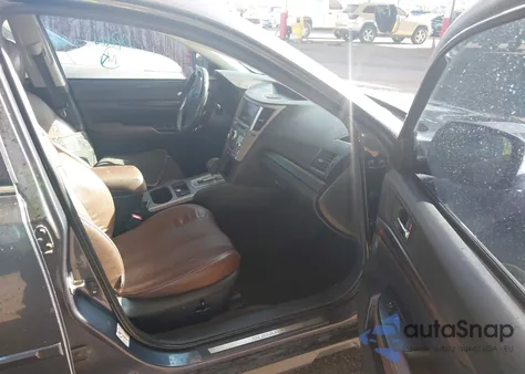 2014 Subaru Outback 3.6R Limited z USA, uszkodzony, nr VIN 4S4BRDPCXE2291121